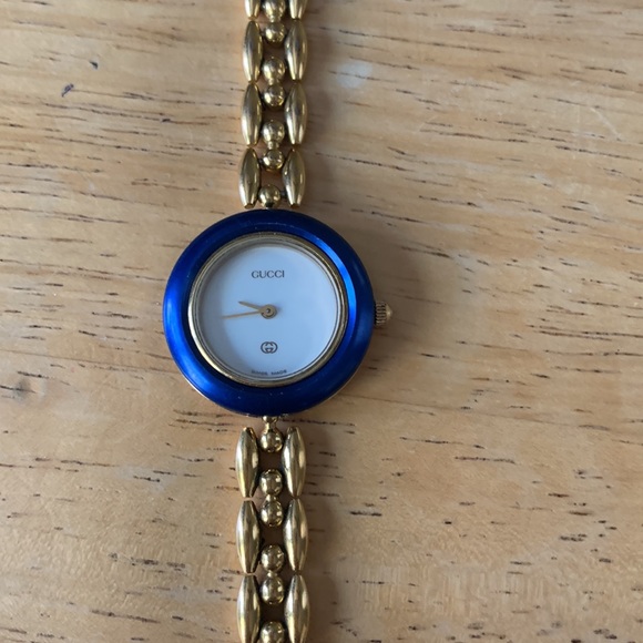 Gucci watch - Picture 5 of 9